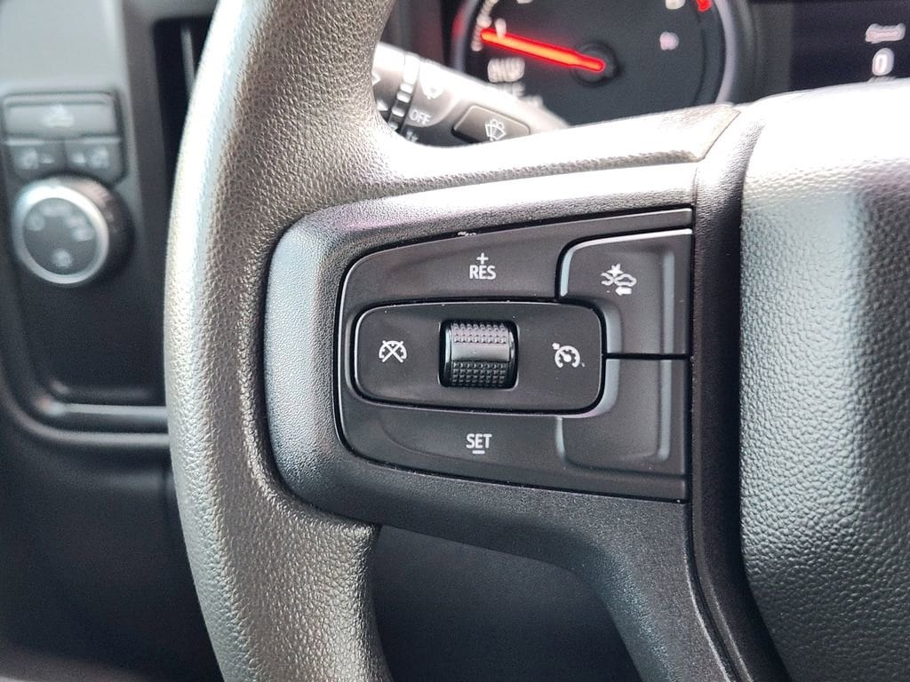 2023 Chevrolet Silverado 1500 Custom - Photo 27