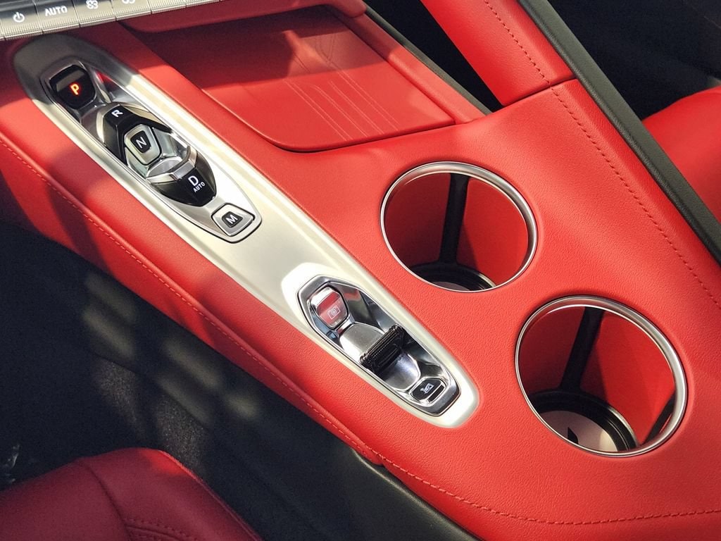 2027 Chevrolet Corvette 2LT - Photo 15
