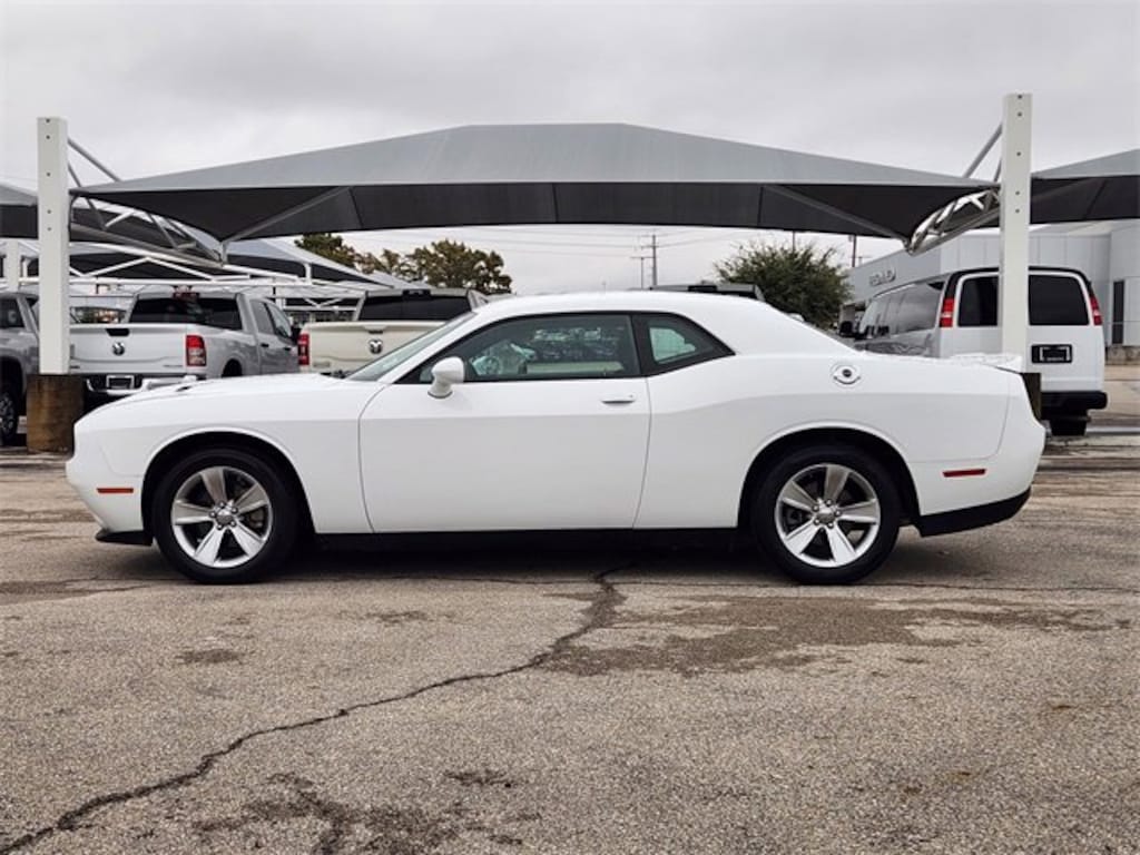 Used 2021 Dodge Challenger SXT