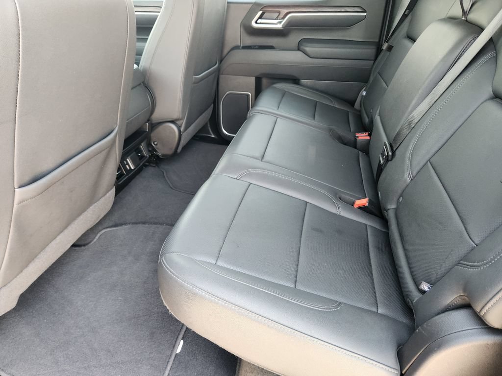 2026 GMC Sierra 1500 SLT - Photo 29