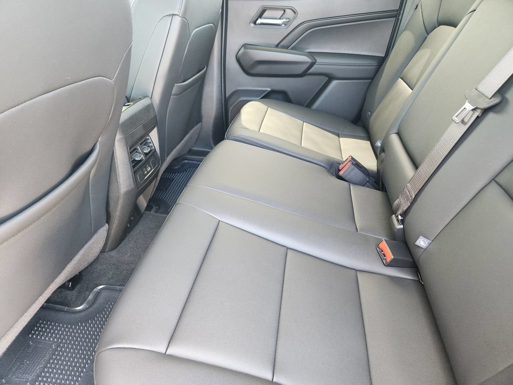 2026 Chevrolet Colorado LT - Photo 18