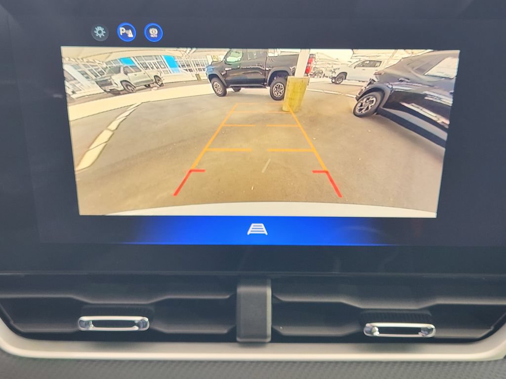 2027 Chevrolet Equinox LT - Photo 13