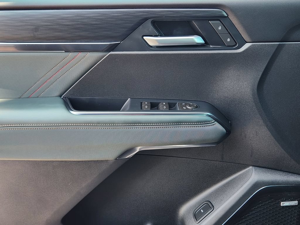 2024 GMC Acadia AT4 - Photo 23