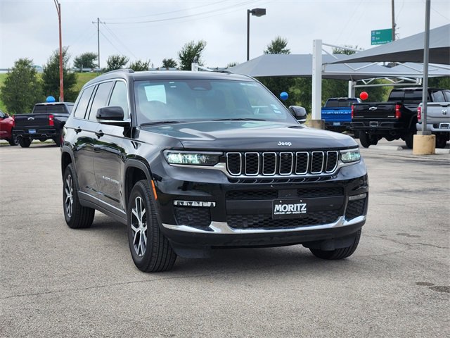 2024 Jeep Grand Cherokee Limited photo 2