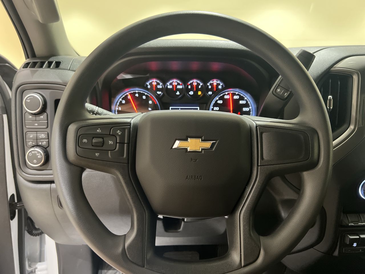 2026 Chevrolet Silverado 2500 HD Custom - Photo 39