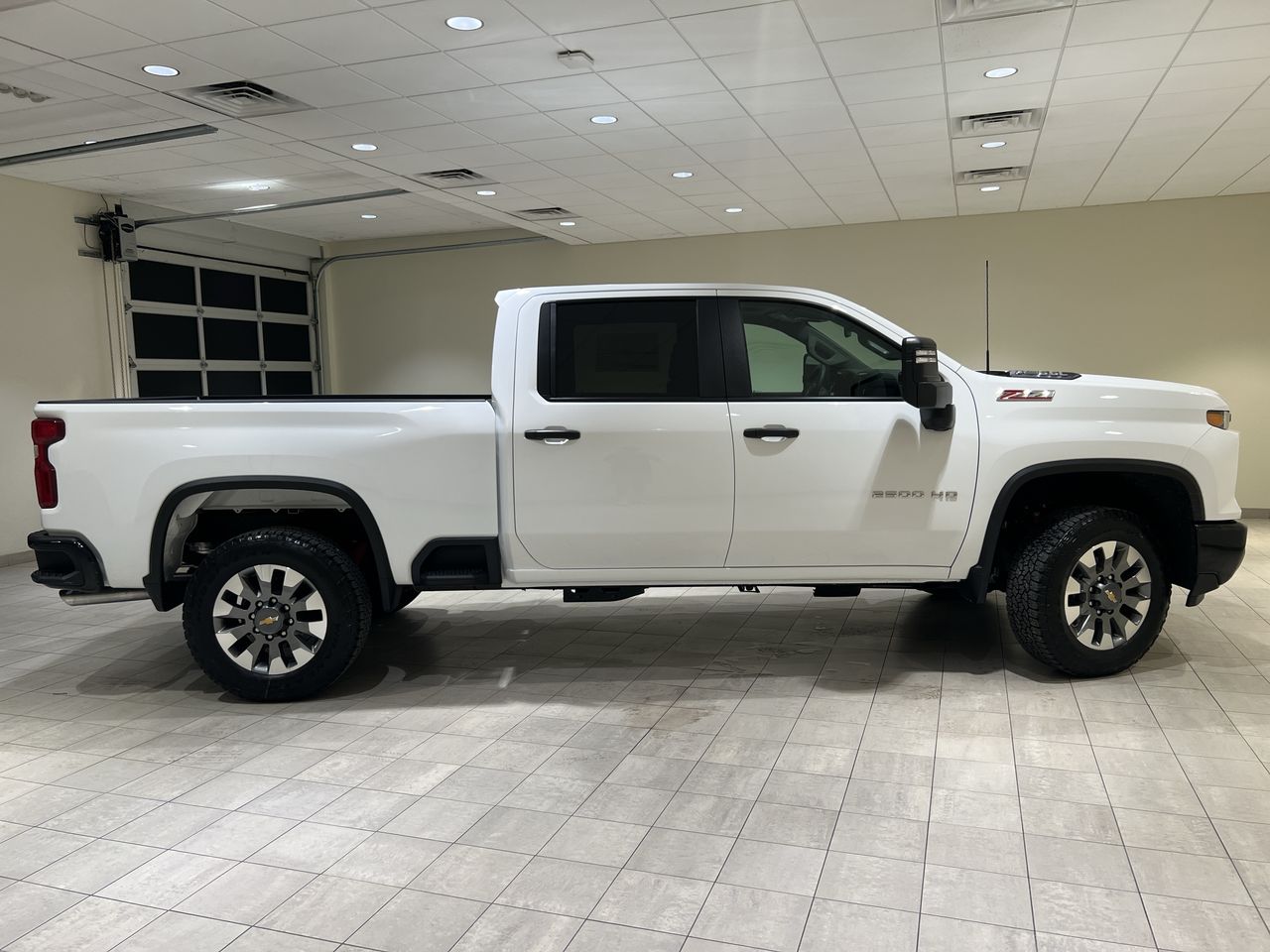 2026 Chevrolet Silverado 2500 HD Custom - Photo 35
