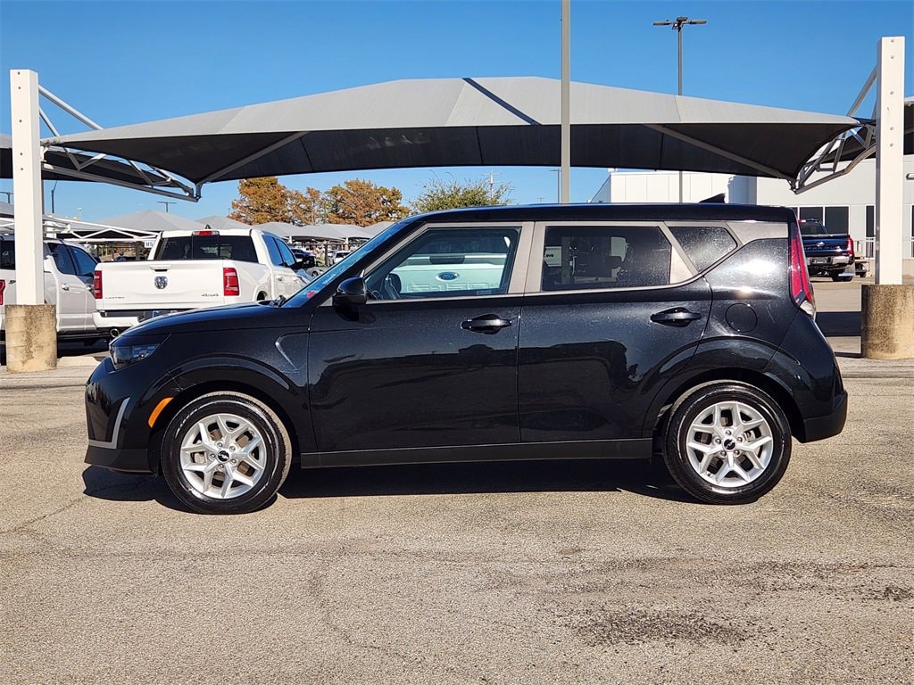 Used 2023 Kia Soul LX
