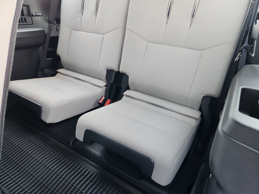 2026 Toyota 4Runner SR5 - Photo 30