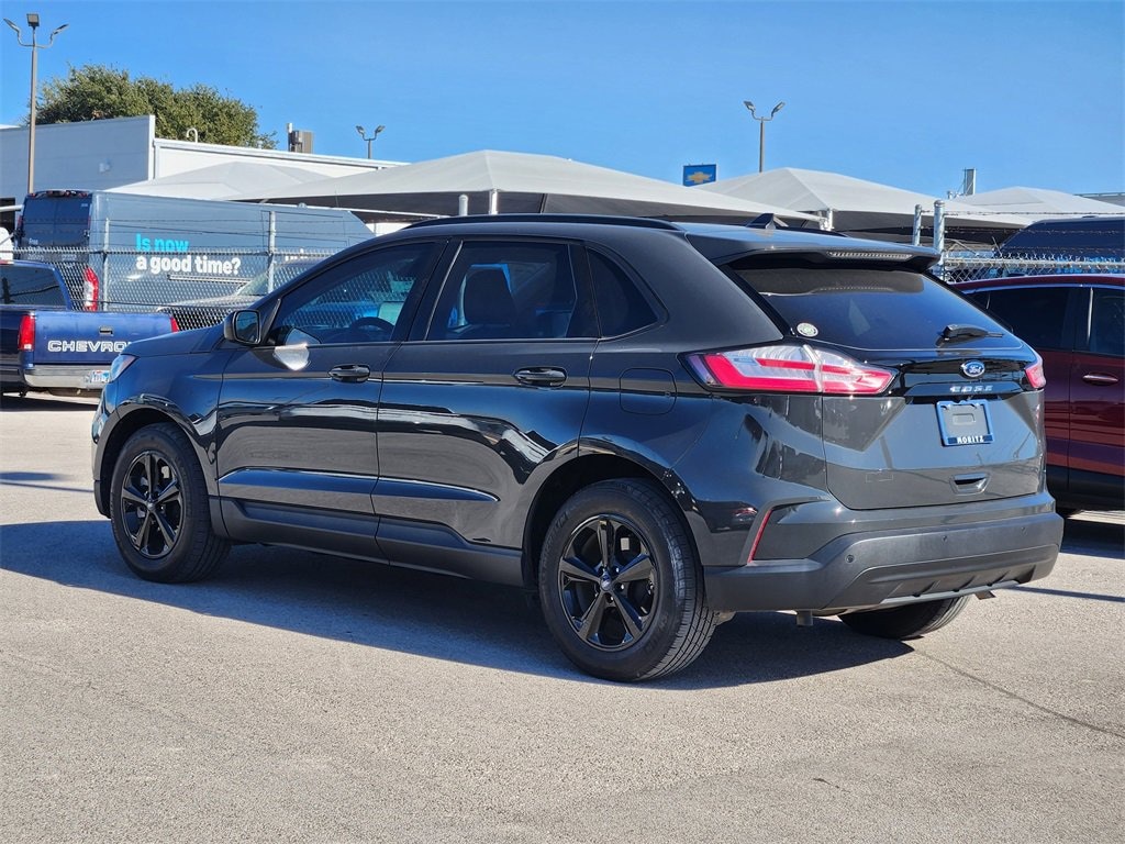 Used 2021 Ford Edge SE