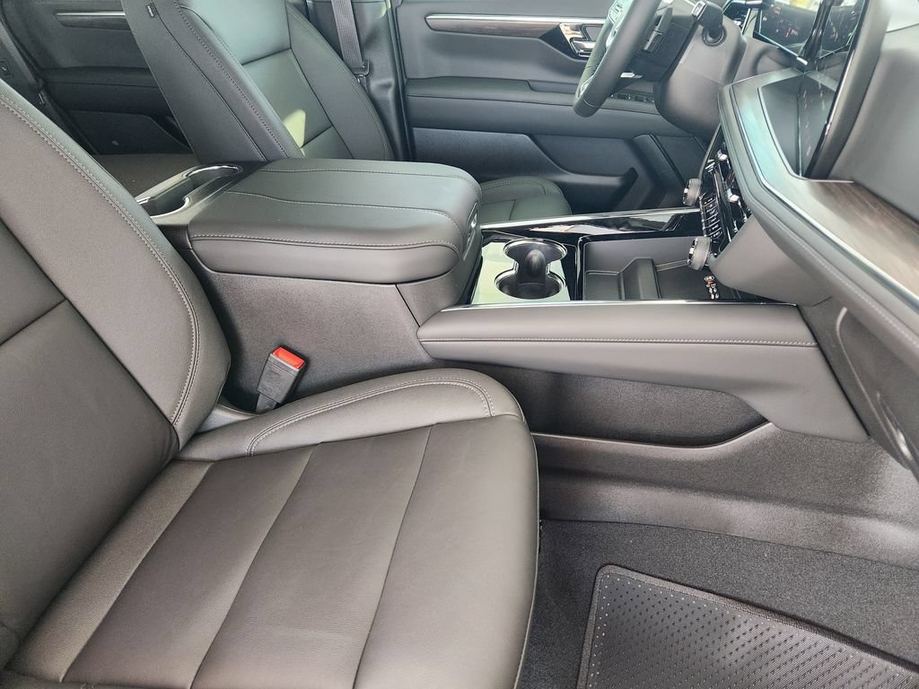 2026 Chevrolet Tahoe LT - Photo 11