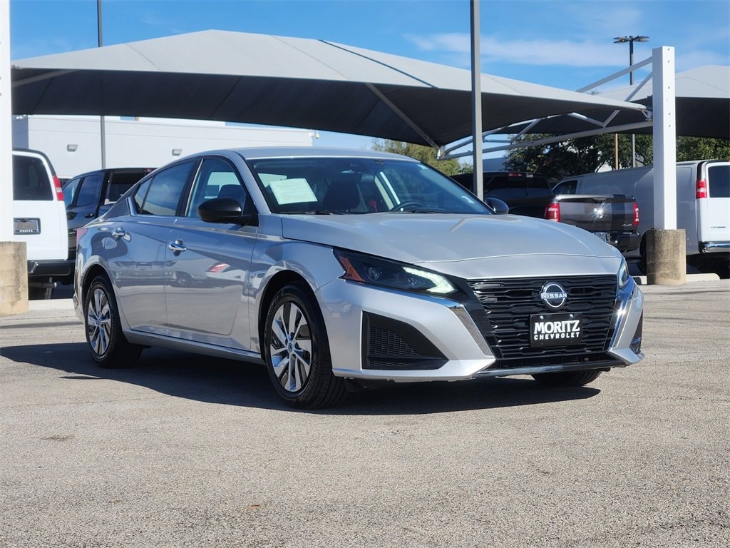 Used 2024 Nissan Altima 2.5 S Sedan