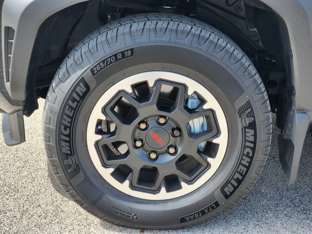 2025 Toyota 4Runner TRD Off-Road - Photo 10
