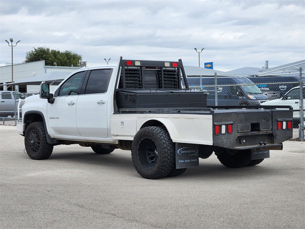 2022 Chevrolet Silverado 3500HD LTZ photo 3