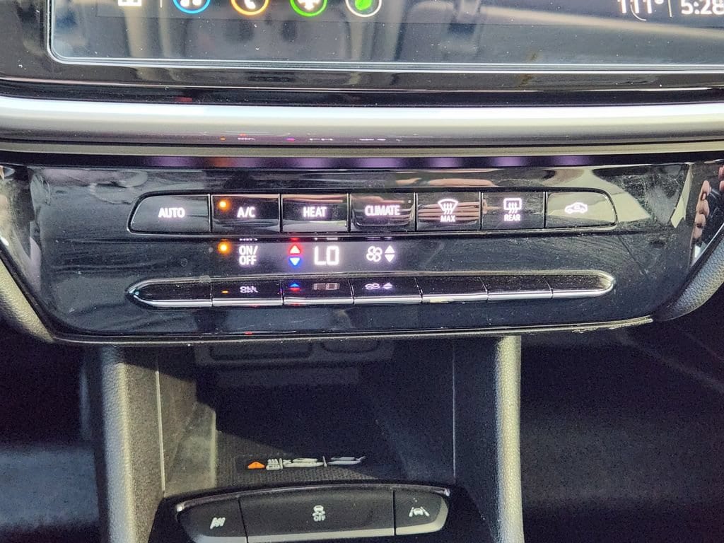 2023 Chevrolet Bolt EUV LT - Photo 19