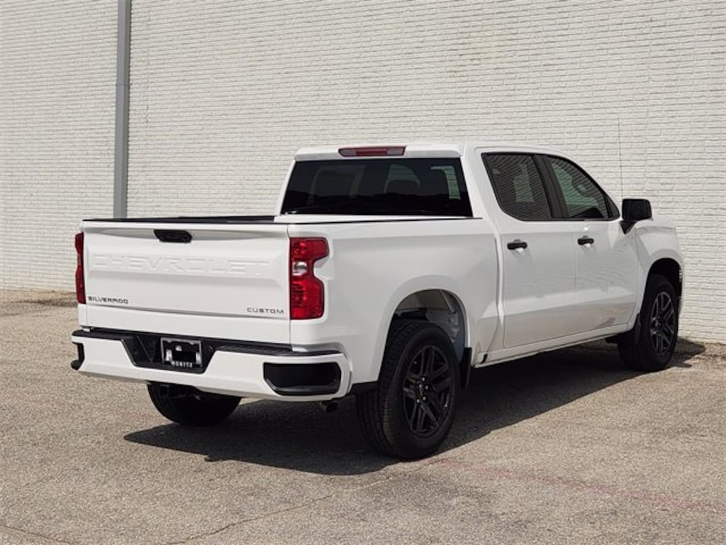 New 2026 Chevrolet Silverado 1500 Custom Truck