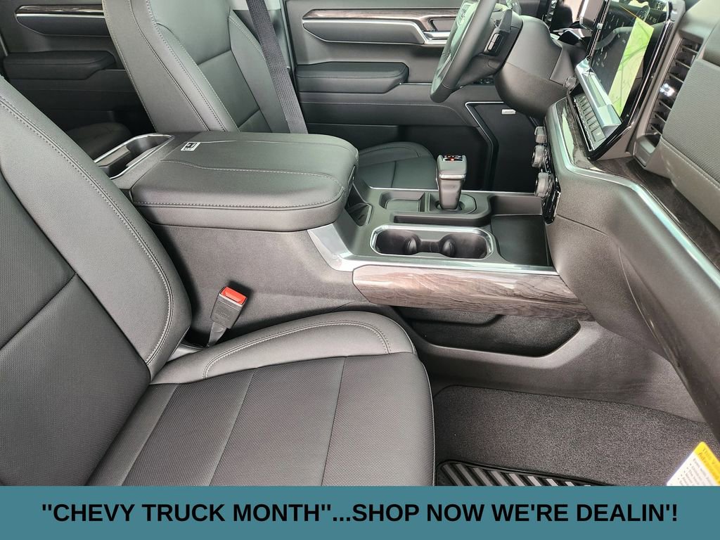 2026 Chevrolet Silverado 1500 LTZ - Photo 11