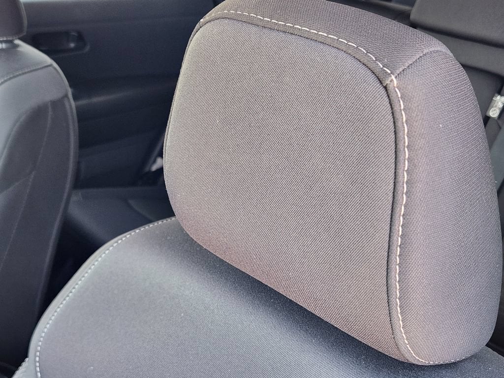 2025 Nissan Pathfinder SV - Photo 15