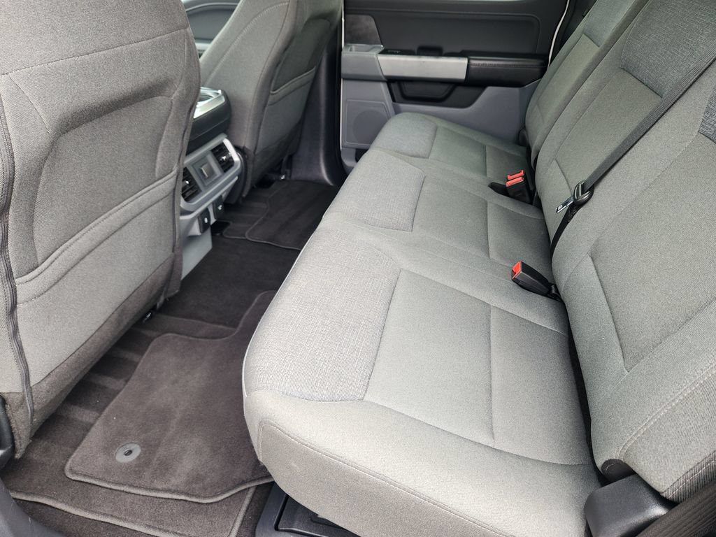 2025 Ford F-150 XLT - Photo 29