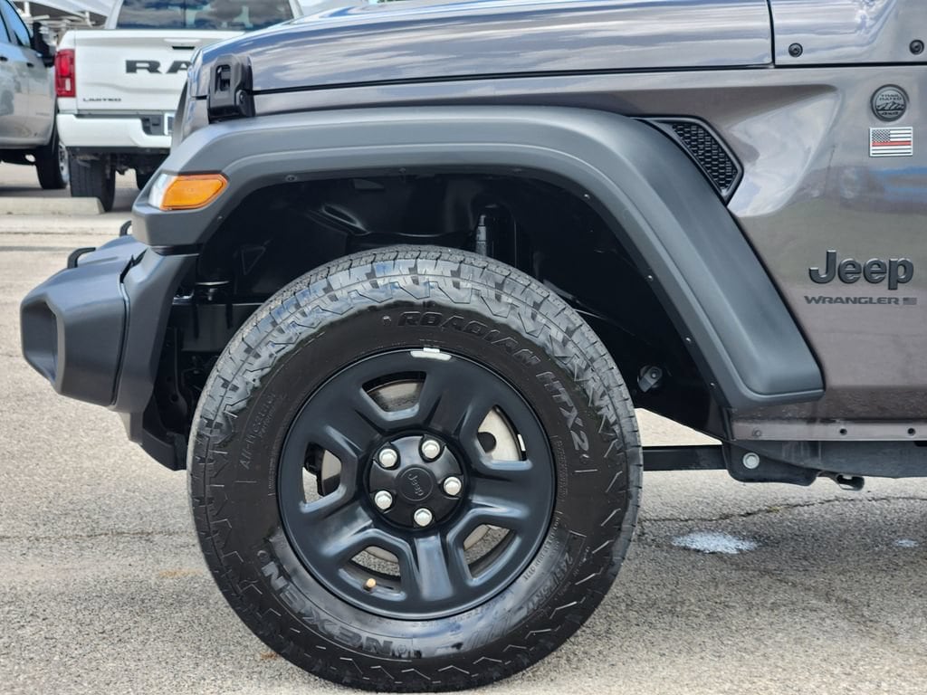 2025 Jeep Wrangler 4-Door Sport - Photo 9