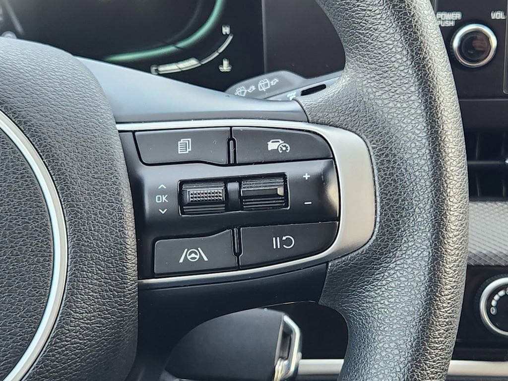 2025 Kia Sportage LX - Photo 28