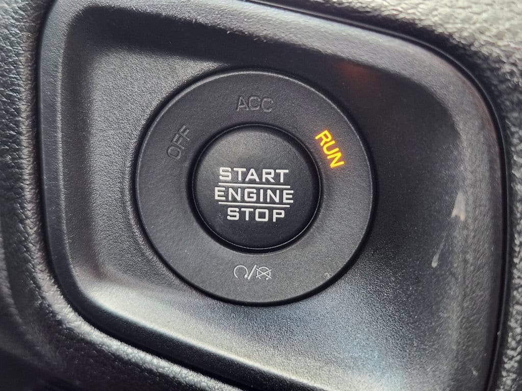 2025 Jeep Wrangler 4-Door Sport - Photo 22