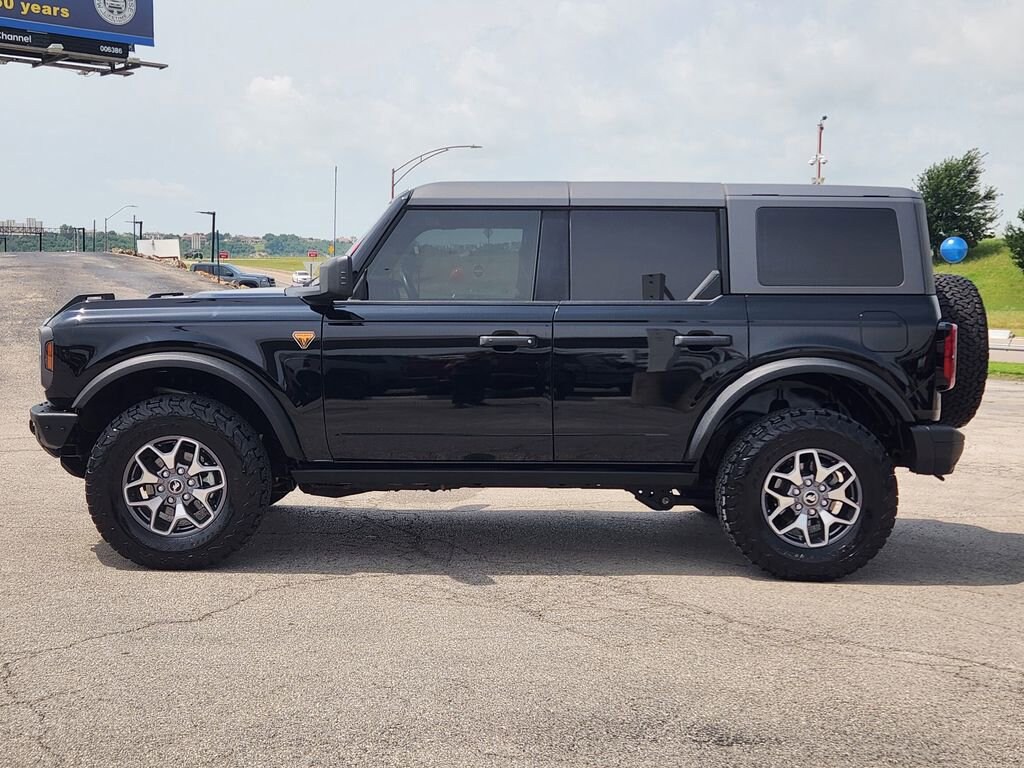 Used 2024 Ford Bronco Badlands SUV