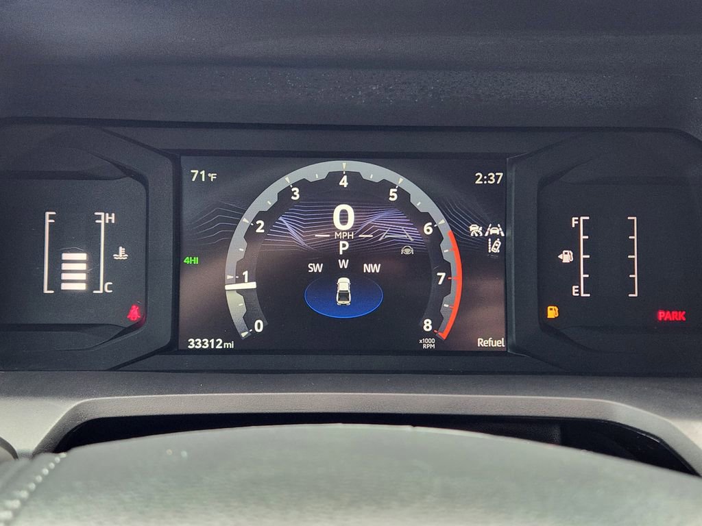 2025 Toyota Tacoma SR5 - Photo 15