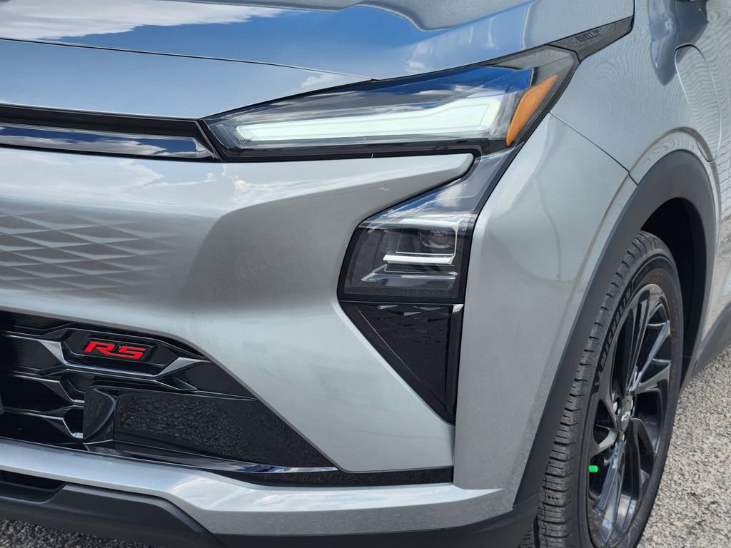 2027 Chevrolet Bolt RS - Photo 6