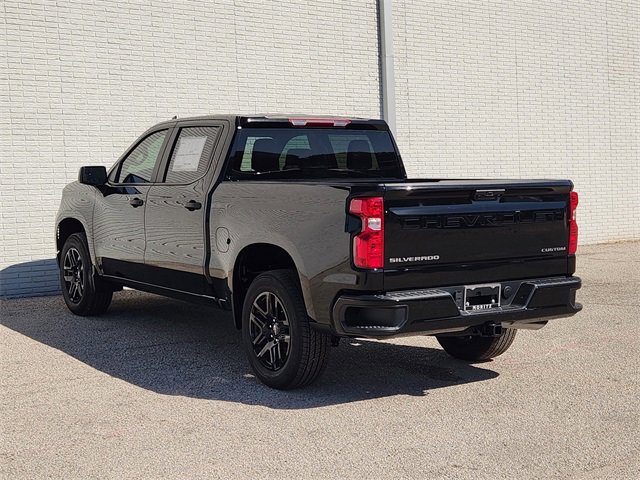 2026 Chevrolet Silverado 1500 Custom photo 2