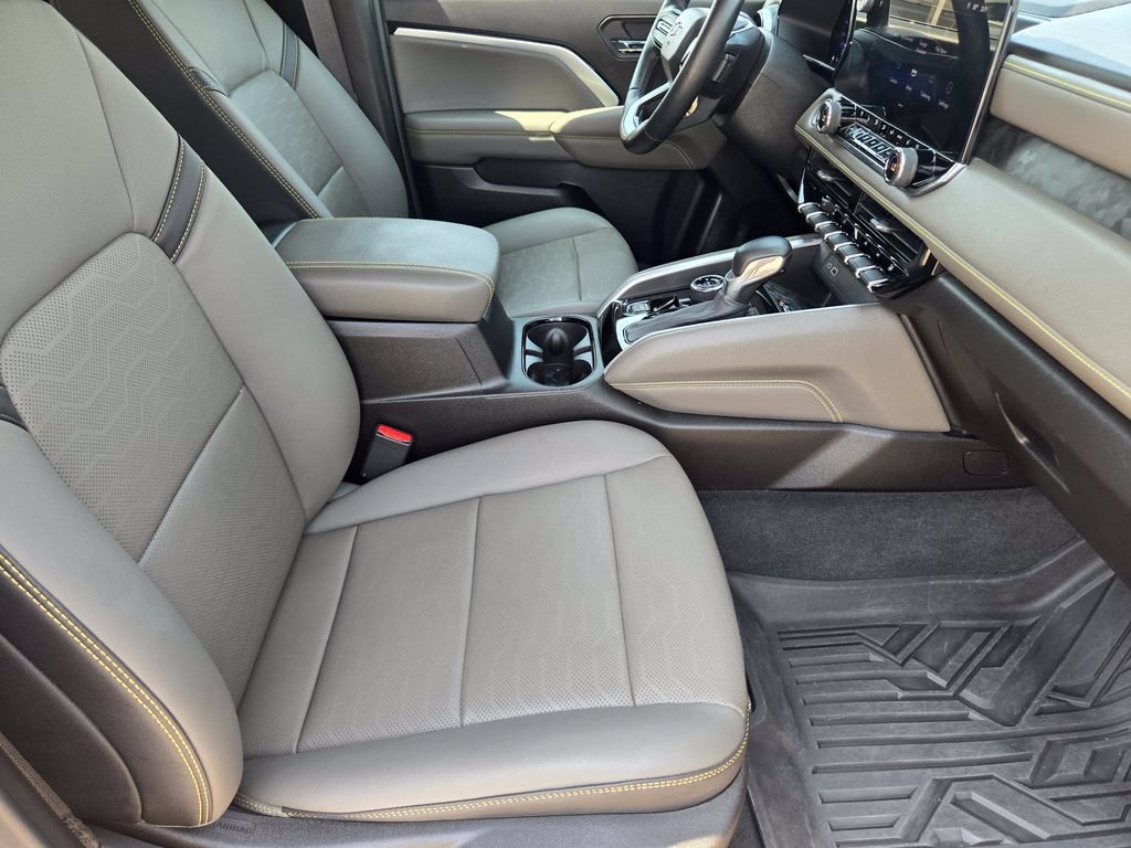 2024 Chevrolet Colorado ZR2 - Photo 14