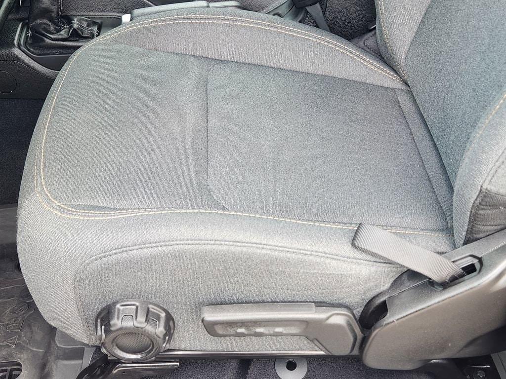2025 Jeep Wrangler 4-Door Sport - Photo 25