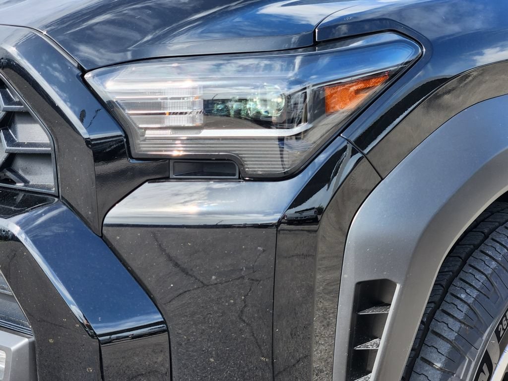 2025 Toyota 4Runner TRD Off-Road - Photo 8