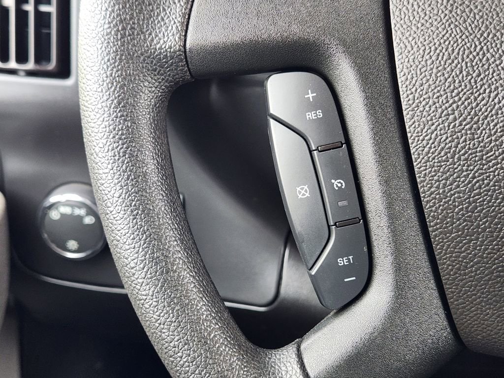 2025 Chevrolet Express Passenger LS - Photo 26