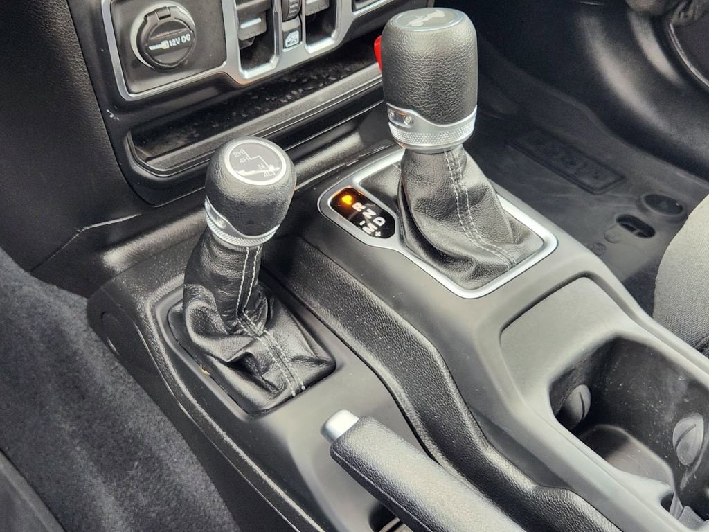 2025 Jeep Wrangler 4-Door Sport - Photo 21