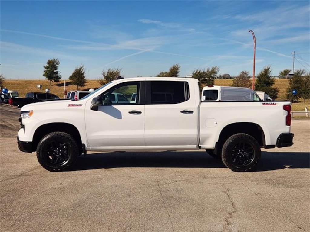 Used 2024 Chevrolet Silverado 1500 LT Trail Boss Truck Crew Cab