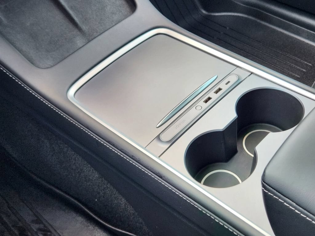 2024 Tesla Model Y Performance - Photo 19