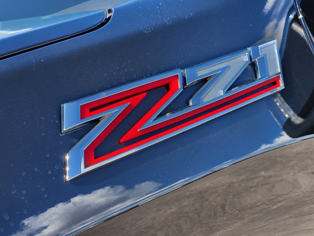 2025 Chevrolet Silverado 1500 LTZ - Photo 11