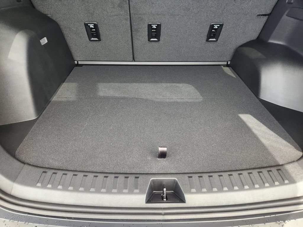 2026 Chevrolet Equinox LT - Photo 20