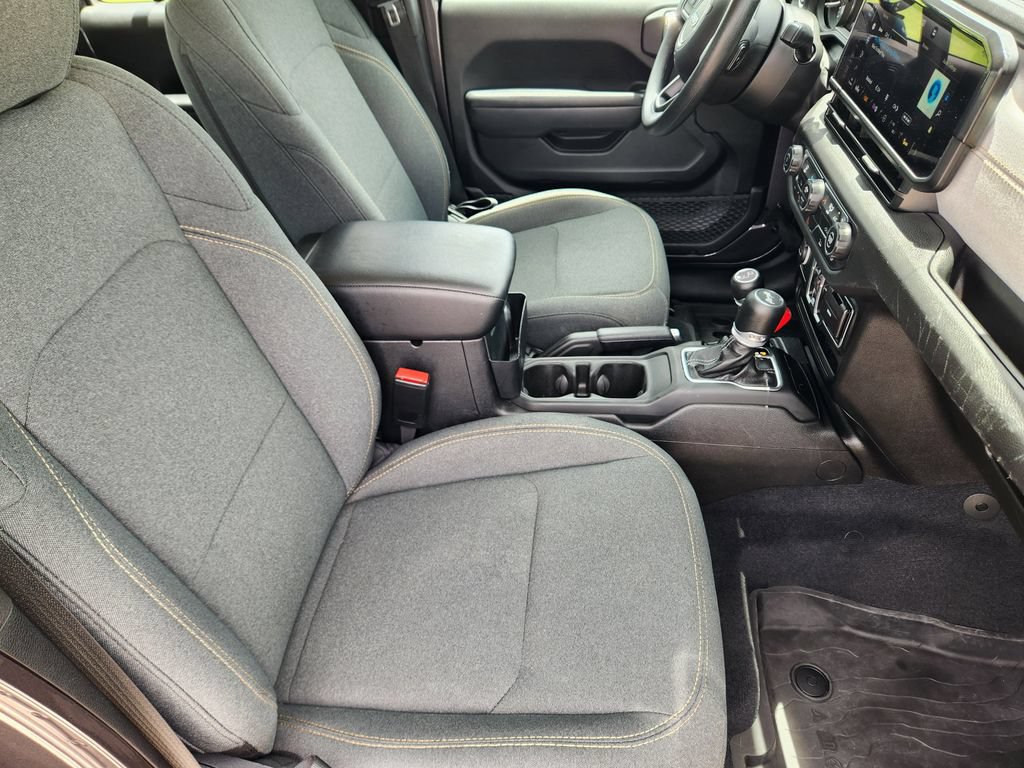 2025 Jeep Wrangler 4-Door Sport - Photo 15