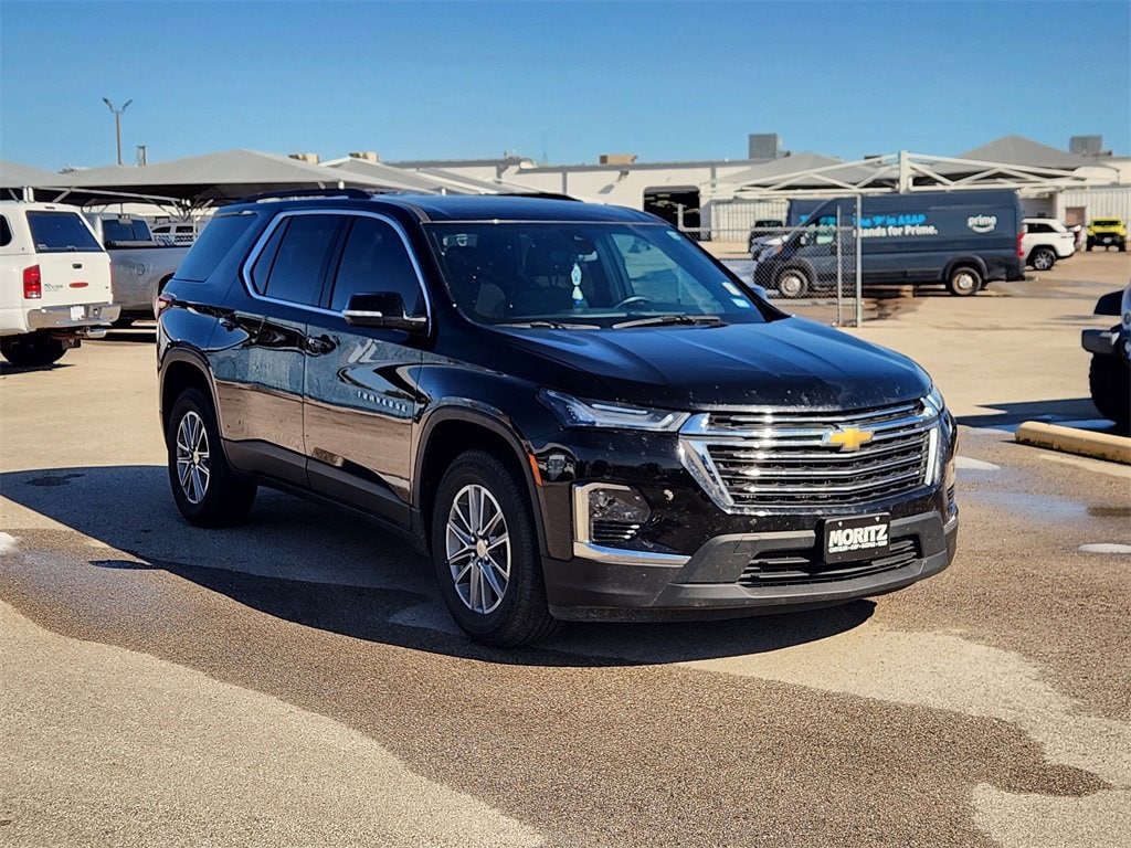 Used 2023 Chevrolet Traverse LT Cloth SUV