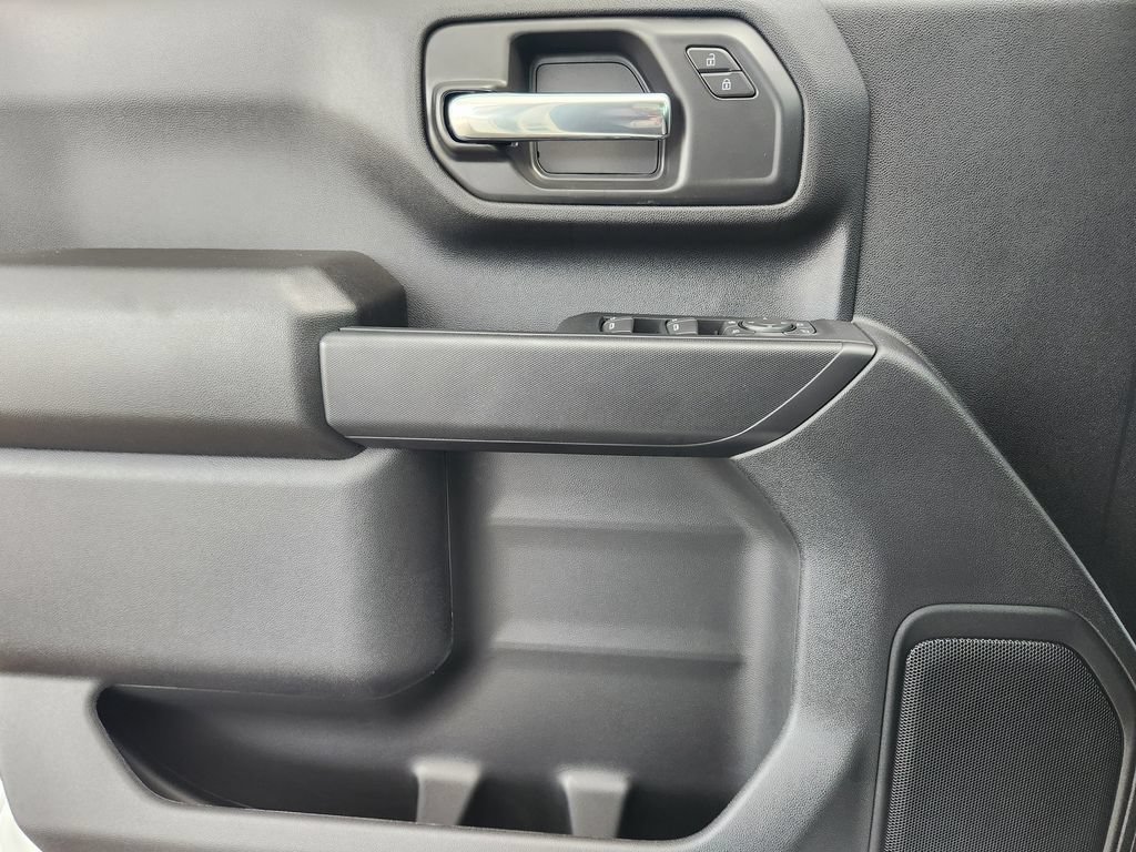 2026 Chevrolet Silverado 2500 HD Custom - Photo 17