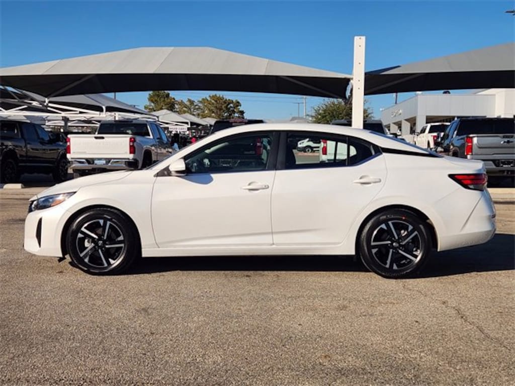 Used 2024 Nissan Sentra SV