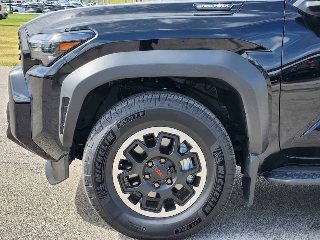 2025 Toyota 4Runner TRD Off-Road - Photo 9