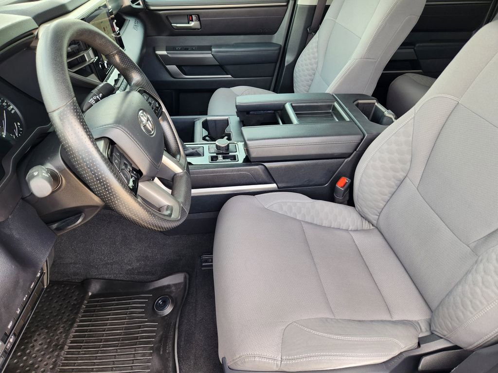 2024 Toyota Tundra SR5 - Photo 13