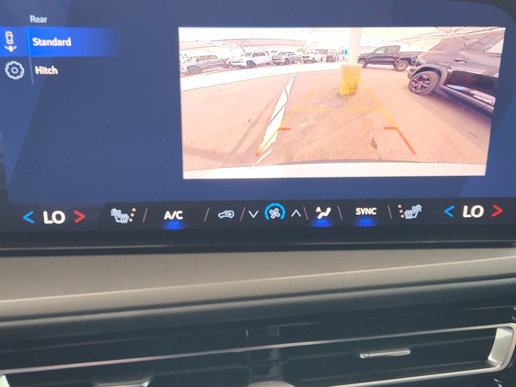 2027 Chevrolet Traverse LT - Photo 13