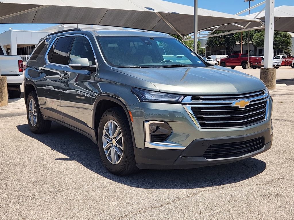 Used 2023 Chevrolet Traverse LT Cloth SUV