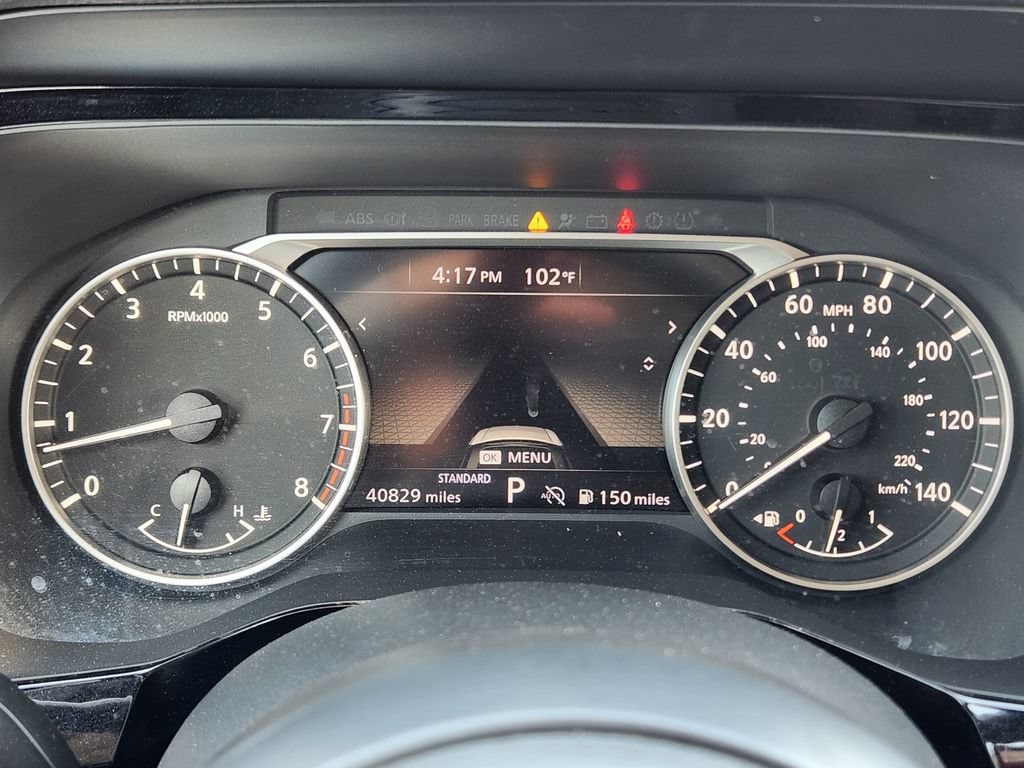 2025 Nissan Pathfinder SV - Photo 16