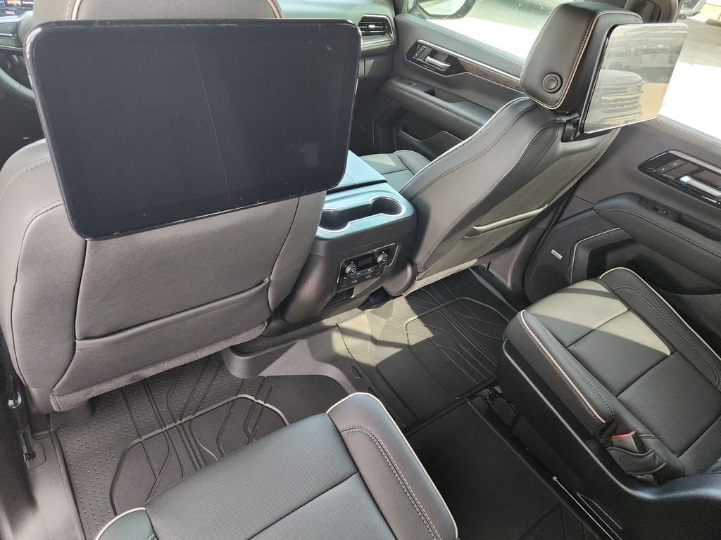2026 Chevrolet Tahoe Premier - Photo 21