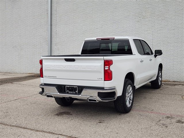 2025 Chevrolet Silverado 1500 LTZ photo 4