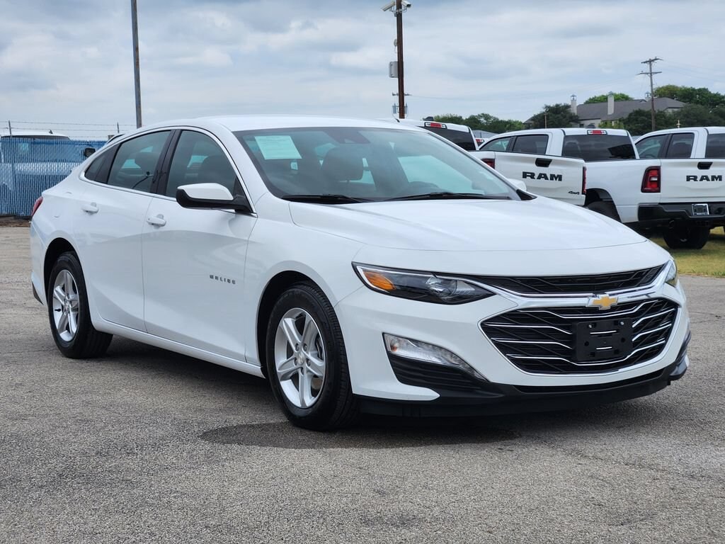 Used 2024 Chevrolet Malibu 1LT Car